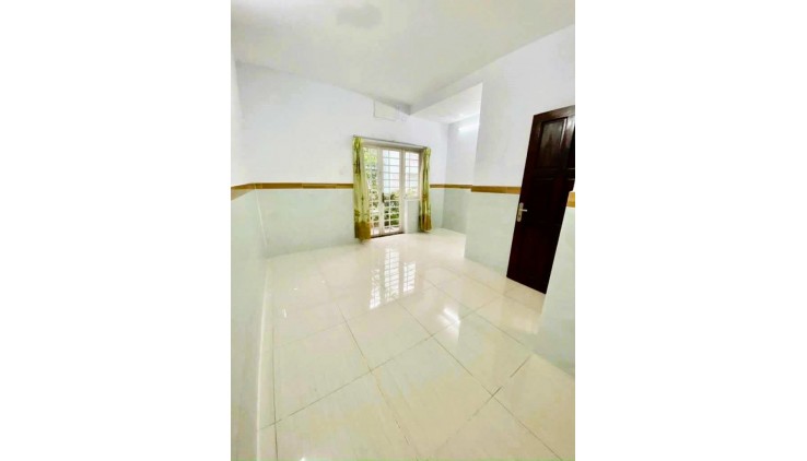 TÂN PHÚ – MẶT TIỀN – 3 TẦNG – 4.7x10 – GẦN CHỢ TÂN HƯƠNG – NHỈNH 6 TỶ